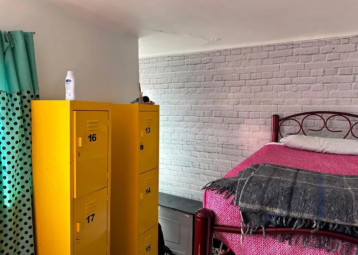 Casa Eufemia Pensión *
